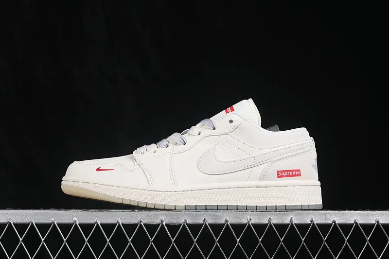 All categories Nk SB Dunk Series Nk SB Dunk Low High-end customized low-top sneakers Nike SB Dunk Low joint model High-end customized low-top casual skateboard shoes XX3168-175